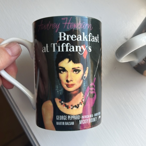 BREAKFAST AT TIFFANY’S AUDREY HEPBURN KONITZ (2) coffee mugs - Picture 6 of 10